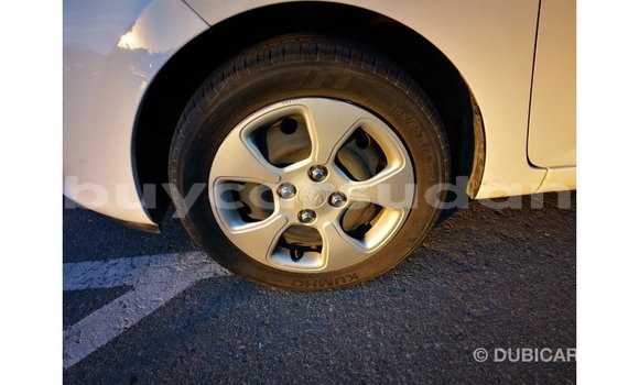 Buy Import Kia Carens White Car in Import - Dubai in Al Jazirah State Buy Import Kia Carens White Car in Import - Dubai in Al Jazirah State