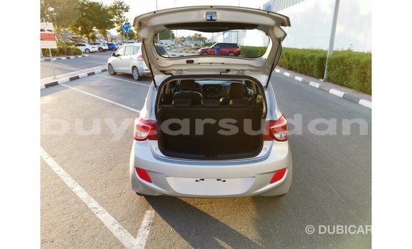 Buy Import Hyundai i10 Other Car in Import - Dubai in Al Jazirah State Buy Import Hyundai i10 Other Car in Import - Dubai in Al Jazirah State