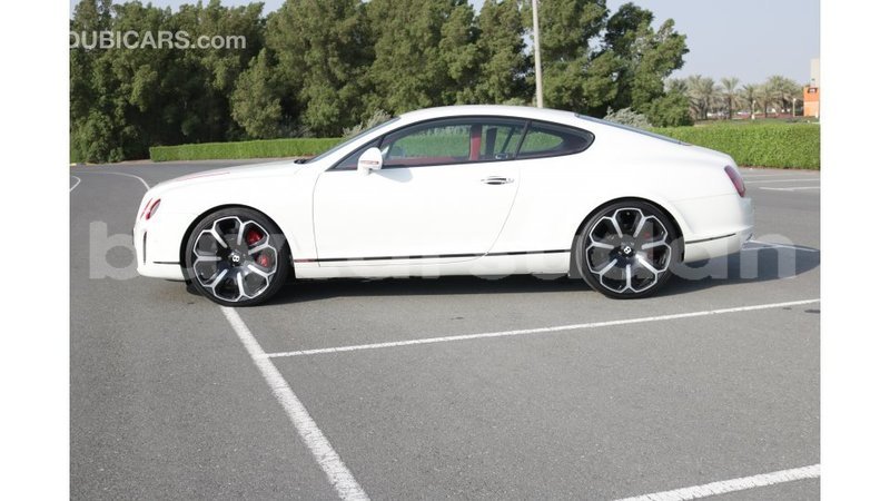 Big with watermark bentley continental al jazirah state import dubai 1730