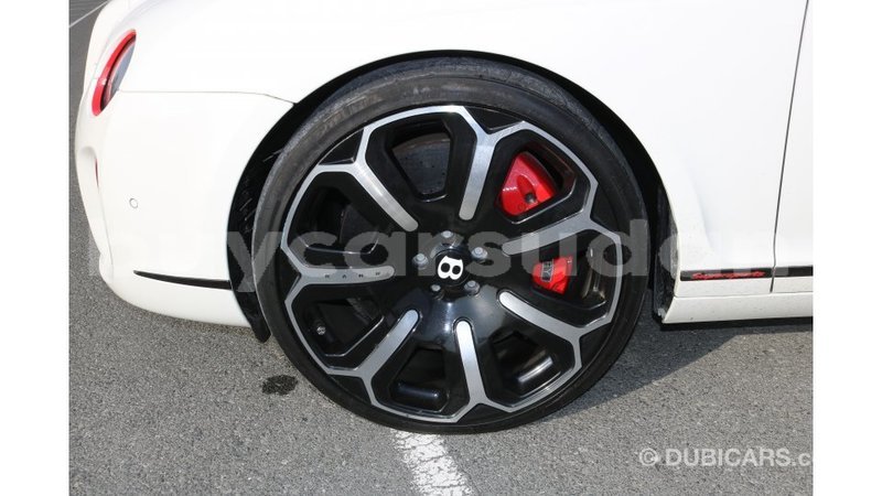 Big with watermark bentley continental al jazirah state import dubai 1730