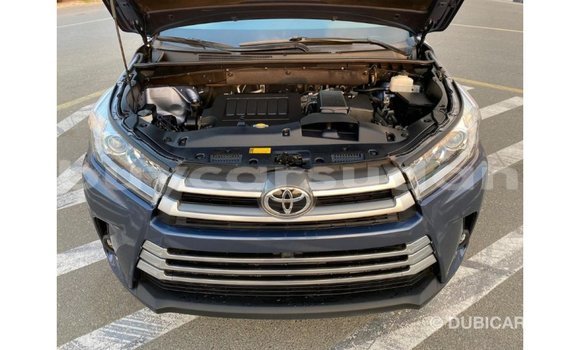 Buy Import Toyota Highlander Blue Car in Import - Dubai in Al Jazirah State Buy Import Toyota Highlander Blue Car in Import - Dubai in Al Jazirah State