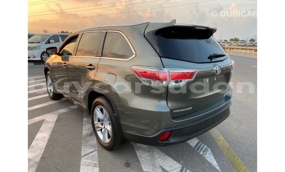 Buy Import Toyota Highlander Green Car in Import - Dubai in Al Jazirah State Buy Import Toyota Highlander Green Car in Import - Dubai in Al Jazirah State