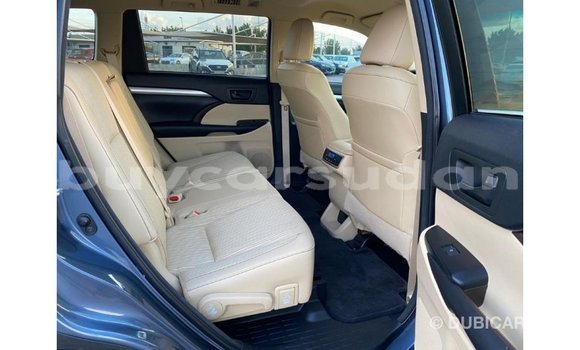 Buy Import Toyota Highlander Blue Car in Import - Dubai in Al Jazirah State Buy Import Toyota Highlander Blue Car in Import - Dubai in Al Jazirah State