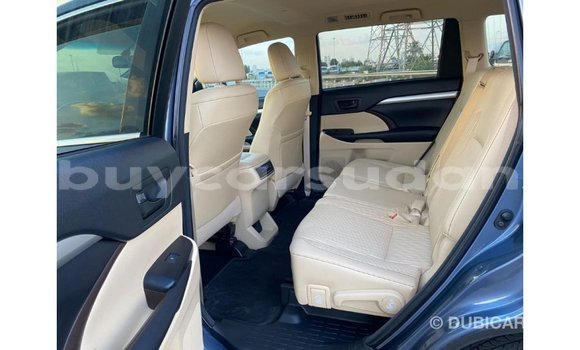 Buy Import Toyota Highlander Blue Car in Import - Dubai in Al Jazirah State Buy Import Toyota Highlander Blue Car in Import - Dubai in Al Jazirah State
