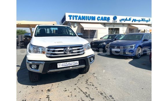 Buy Import Toyota Hilux White Car in Import - Dubai in Al Jazirah State Buy Import Toyota Hilux White Car in Import - Dubai in Al Jazirah State