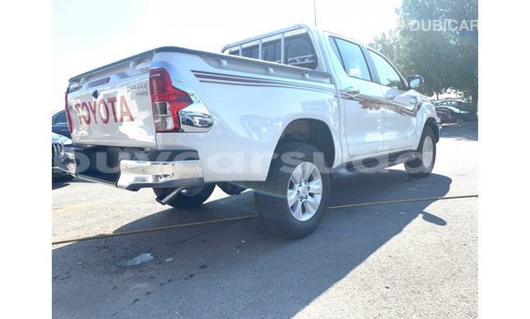 Buy Import Toyota Hilux White Car in Import - Dubai in Al Jazirah State Buy Import Toyota Hilux White Car in Import - Dubai in Al Jazirah State