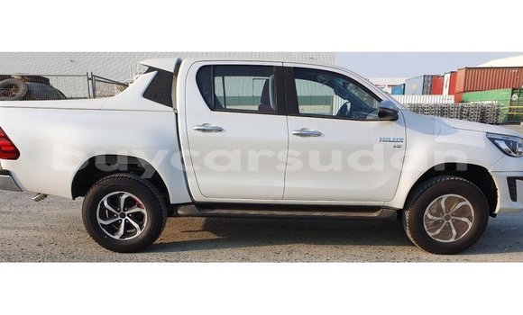 Buy Import Toyota Hilux White Car in Import - Dubai in Al Jazirah State Buy Import Toyota Hilux White Car in Import - Dubai in Al Jazirah State