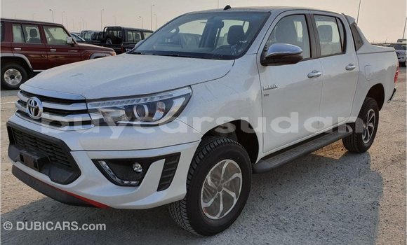 Buy Import Toyota Hilux White Car in Import - Dubai in Al Jazirah State Buy Import Toyota Hilux White Car in Import - Dubai in Al Jazirah State