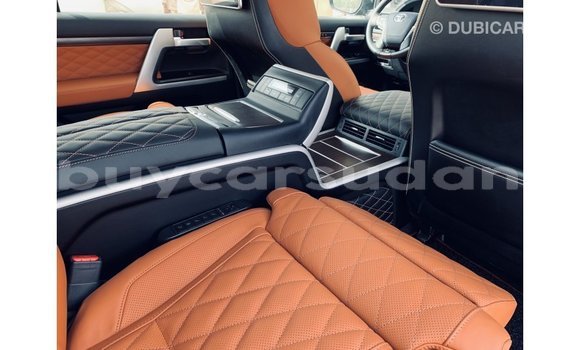 Acheter Import Voiture Toyota Land Cruiser Noir à Import - Dubai, État d'Al Jazirah Acheter Import Voiture Toyota Land Cruiser Noir à Import - Dubai, État d'Al Jazirah