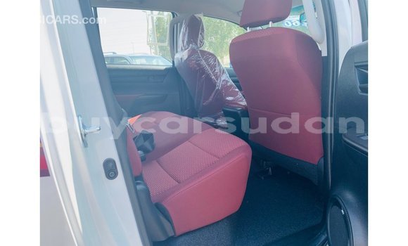 Buy Import Toyota Hilux White Car in Import - Dubai in Al Jazirah State Buy Import Toyota Hilux White Car in Import - Dubai in Al Jazirah State