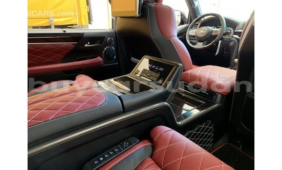 Acheter Import Voiture Lexus CT Noir à Import - Dubai, État d'Al Jazirah Acheter Import Voiture Lexus CT Noir à Import - Dubai, État d'Al Jazirah