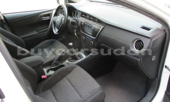 Buy Used Toyota Auris White Car in Khartoum in Khartoum Buy Used Toyota Auris White Car in Khartoum in Khartoum