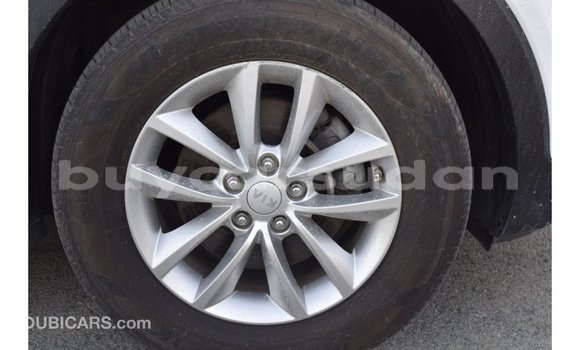 Buy Import Kia Sorento White Car in Import - Dubai in Al Jazirah State