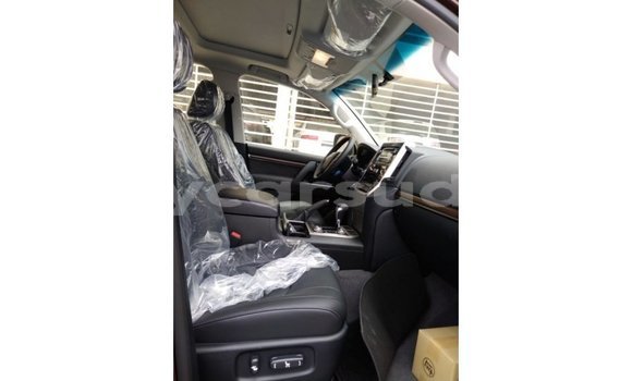 Acheter Import Voiture Toyota Land Cruiser Marron à Import - Dubai, État d'Al Jazirah Acheter Import Voiture Toyota Land Cruiser Marron à Import - Dubai, État d'Al Jazirah