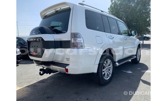 Buy Import Mitsubishi Pajero White Car in Import - Dubai in Al Jazirah State Buy Import Mitsubishi Pajero White Car in Import - Dubai in Al Jazirah State