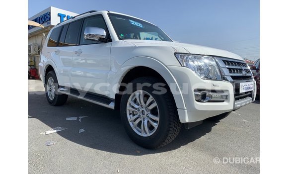 Buy Import Mitsubishi Pajero White Car in Import - Dubai in Al Jazirah State Buy Import Mitsubishi Pajero White Car in Import - Dubai in Al Jazirah State