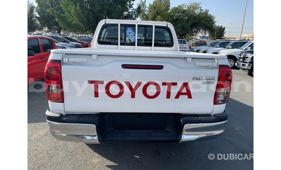 Buy Import Toyota Hilux White Car in Import - Dubai in Al Jazirah State Buy Import Toyota Hilux White Car in Import - Dubai in Al Jazirah State