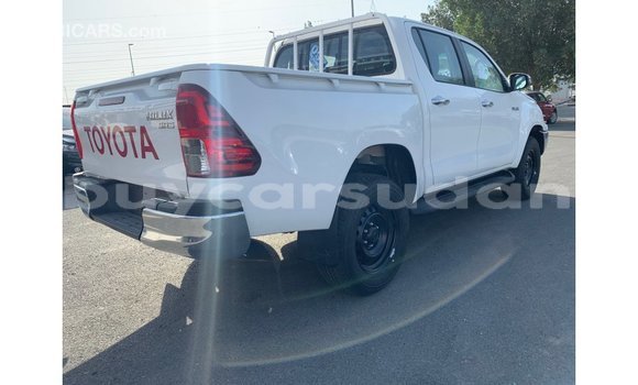 Buy Import Toyota Hilux White Car in Import - Dubai in Al Jazirah State Buy Import Toyota Hilux White Car in Import - Dubai in Al Jazirah State
