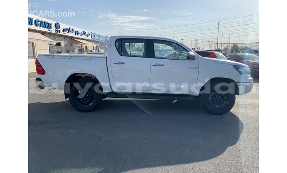 Buy Import Toyota Hilux White Car in Import - Dubai in Al Jazirah State Buy Import Toyota Hilux White Car in Import - Dubai in Al Jazirah State