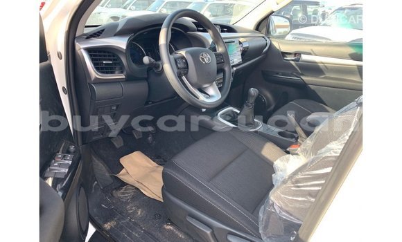 Buy Import Toyota Hilux White Car in Import - Dubai in Al Jazirah State Buy Import Toyota Hilux White Car in Import - Dubai in Al Jazirah State