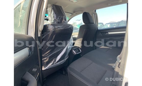 Buy Import Toyota Hilux White Car in Import - Dubai in Al Jazirah State Buy Import Toyota Hilux White Car in Import - Dubai in Al Jazirah State