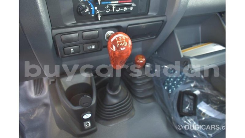 Big with watermark toyota land cruiser al jazirah state import dubai 1809