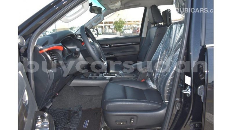 Big with watermark toyota hilux al jazirah state import dubai 1810