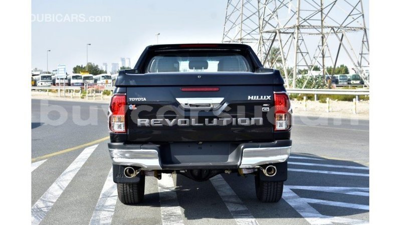 Big with watermark toyota hilux al jazirah state import dubai 1810