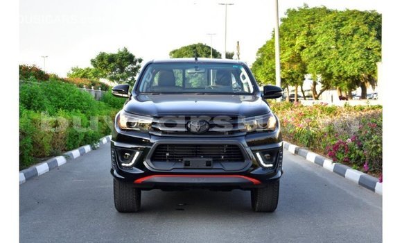 Acheter Import Voiture Toyota Hilux Noir à Import - Dubai, État d'Al Jazirah Acheter Import Voiture Toyota Hilux Noir à Import - Dubai, État d'Al Jazirah