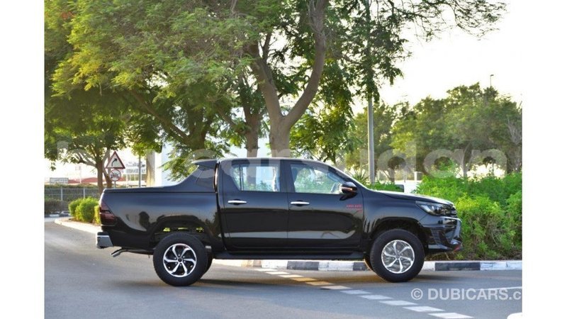 Big with watermark toyota hilux al jazirah state import dubai 1812