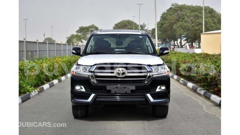 Big with watermark toyota land cruiser al jazirah state import dubai 1814