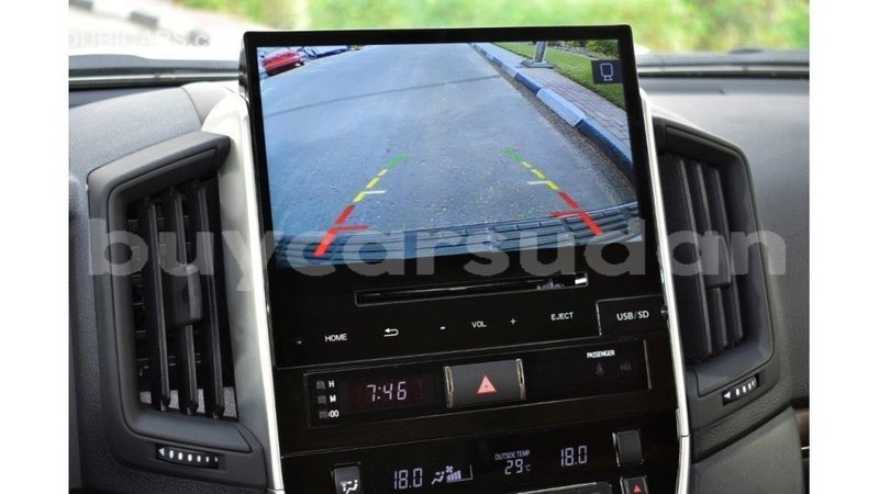 Big with watermark toyota land cruiser al jazirah state import dubai 1814