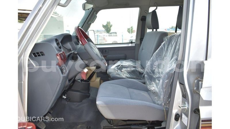 Big with watermark toyota land cruiser al jazirah state import dubai 1815