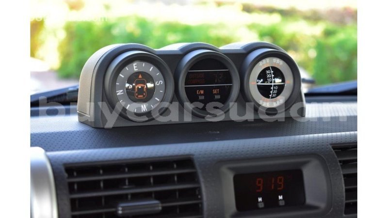 Big with watermark toyota fj cruiser al jazirah state import dubai 1816