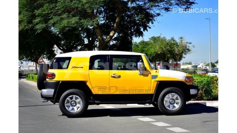 Big with watermark toyota fj cruiser al jazirah state import dubai 1816