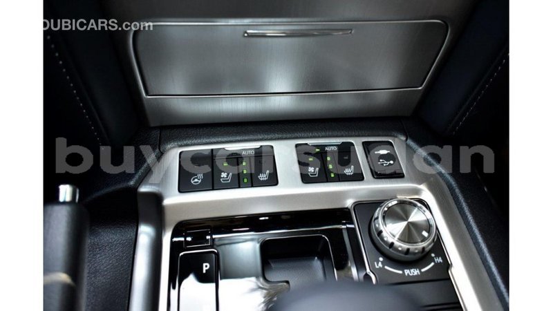 Big with watermark toyota land cruiser al jazirah state import dubai 1817