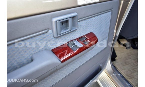 Acheter Import Voiture Toyota Land Cruiser Autre à Import - Dubai, État d'Al Jazirah Acheter Import Voiture Toyota Land Cruiser Autre à Import - Dubai, État d'Al Jazirah