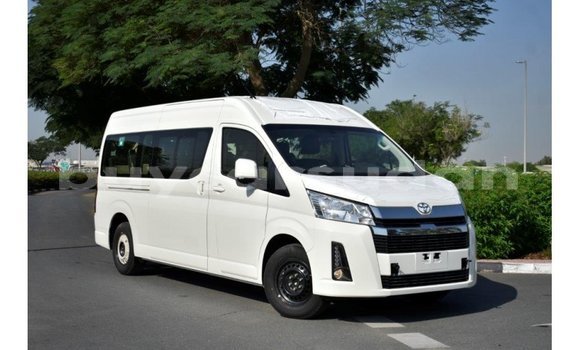 Buy Import Toyota Hiace White Car in Import - Dubai in Al Jazirah State Buy Import Toyota Hiace White Car in Import - Dubai in Al Jazirah State
