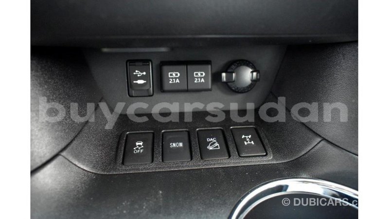 Big with watermark toyota highlander al jazirah state import dubai 1824