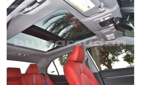 Acheter Import Voiture Toyota Camry Blanc à Import - Dubai, État d'Al Jazirah Acheter Import Voiture Toyota Camry Blanc à Import - Dubai, État d'Al Jazirah