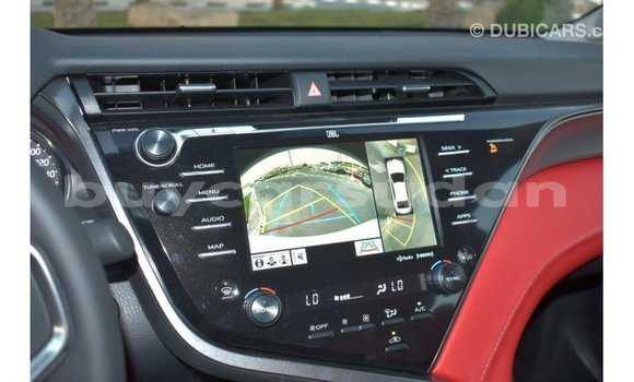 Acheter Import Voiture Toyota Camry Blanc à Import - Dubai, État d'Al Jazirah Acheter Import Voiture Toyota Camry Blanc à Import - Dubai, État d'Al Jazirah