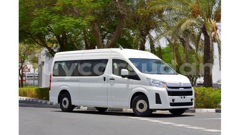 Big with watermark toyota hiace al jazirah state import dubai 1827