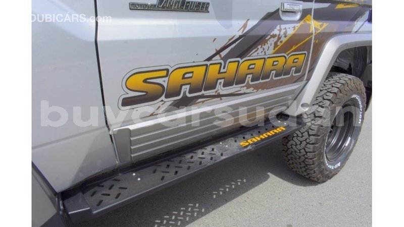 Big with watermark toyota land cruiser al jazirah state import dubai 1828