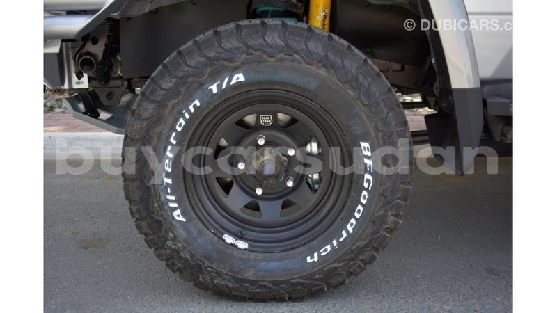 Big with watermark toyota land cruiser al jazirah state import dubai 1828