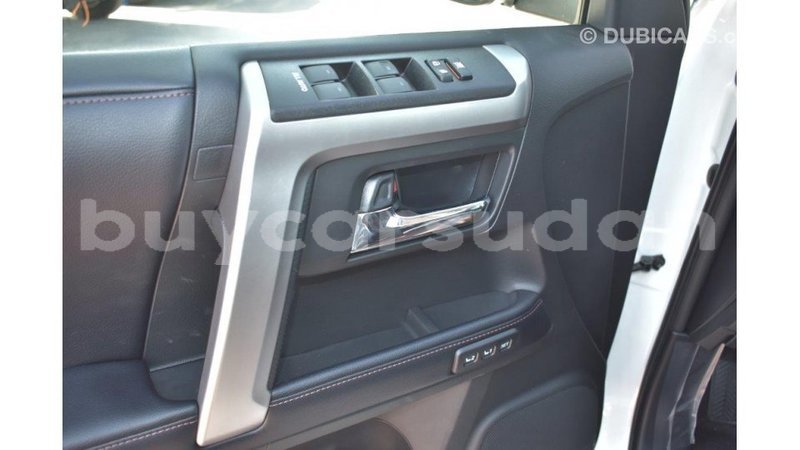 Big with watermark toyota hiace al jazirah state import dubai 1830