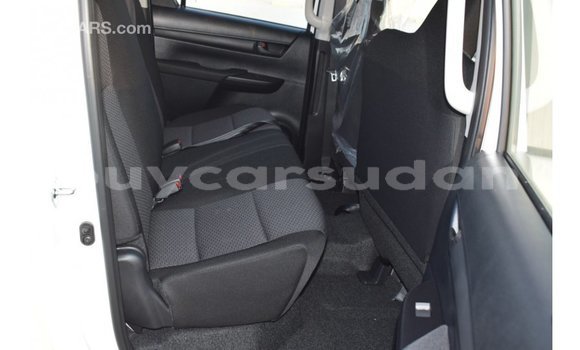 Buy Import Toyota Hilux White Car in Import - Dubai in Al Jazirah State Buy Import Toyota Hilux White Car in Import - Dubai in Al Jazirah State