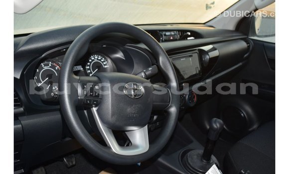 Buy Import Toyota Hilux White Car in Import - Dubai in Al Jazirah State Buy Import Toyota Hilux White Car in Import - Dubai in Al Jazirah State