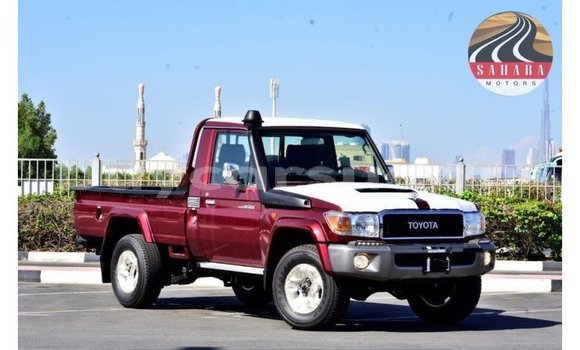 Buy Import Toyota Land Cruiser Red Car in Import - Dubai in Al Jazirah State Buy Import Toyota Land Cruiser Red Car in Import - Dubai in Al Jazirah State