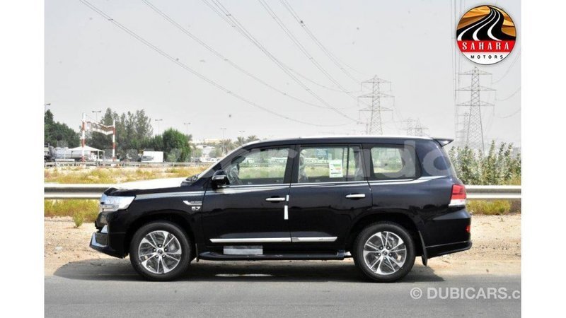 Big with watermark toyota land cruiser al jazirah state import dubai 1834