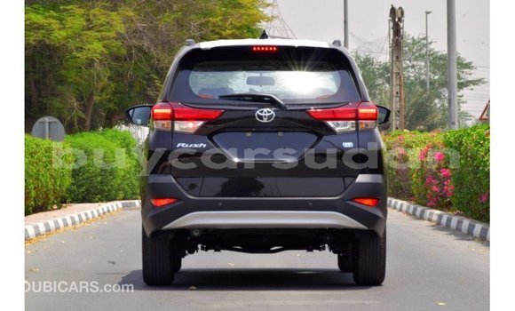 Acheter Import Voiture Toyota Rush Noir à Import - Dubai, État d'Al Jazirah Acheter Import Voiture Toyota Rush Noir à Import - Dubai, État d'Al Jazirah